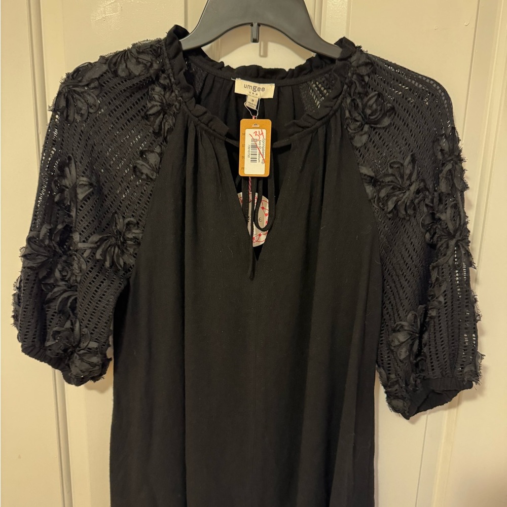 Umgee Black Ruffled Blouse